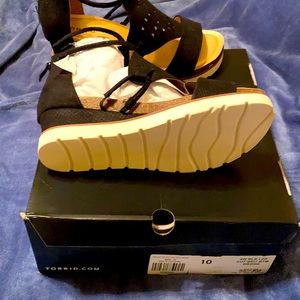 Torrid Size 10 Sandals